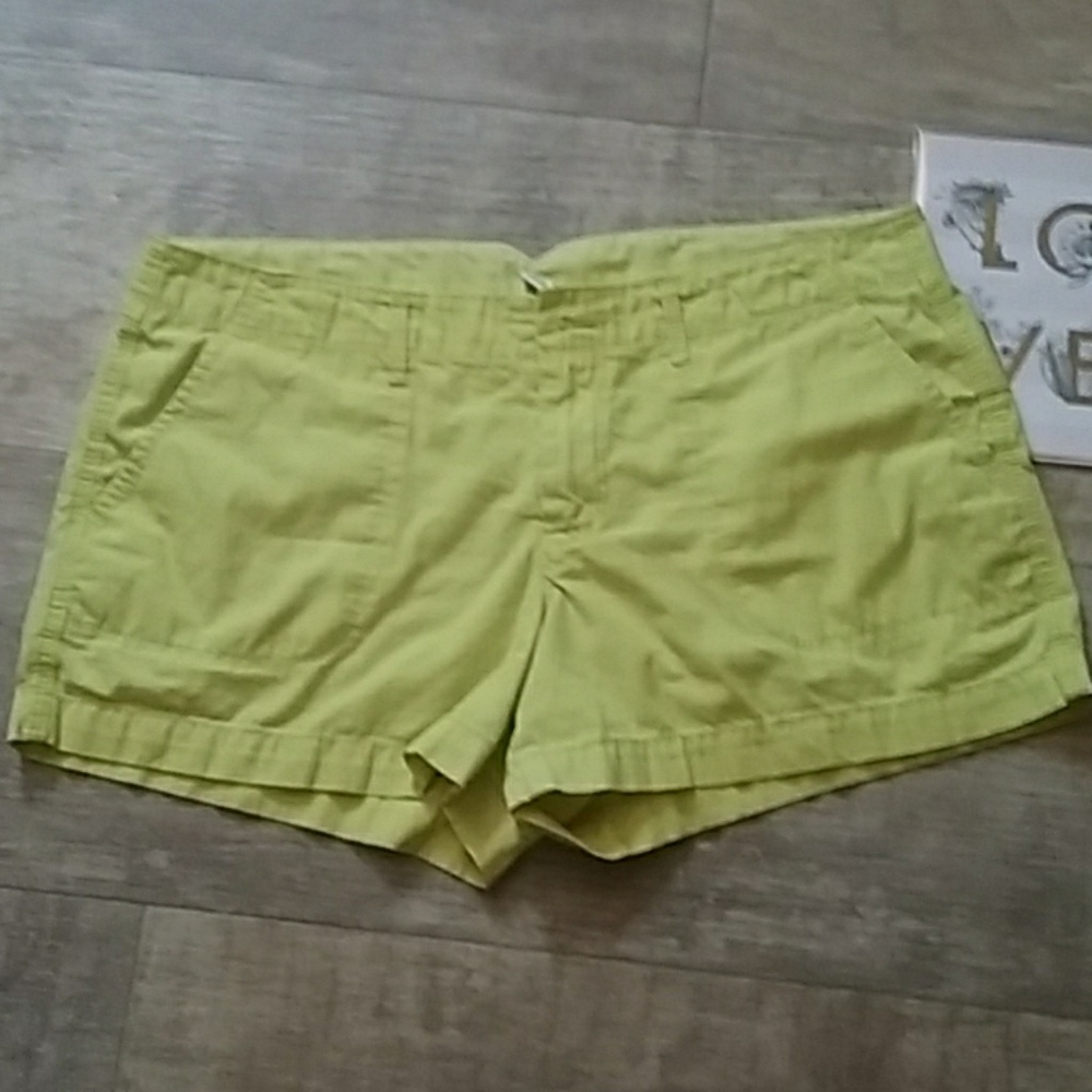 🌸Old Navy Lime Shorts Size 8